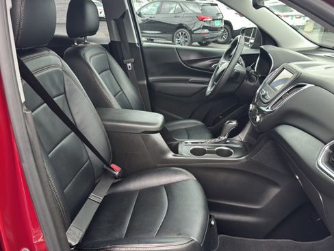 Used 2021 Chevrolet Equinox LT image 11