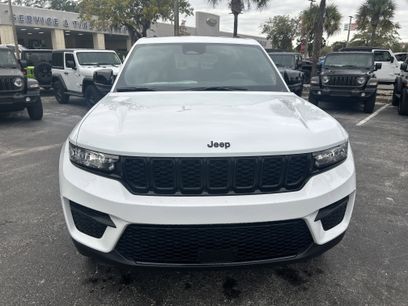 New 2025 Jeep Grand Cherokee Altitude