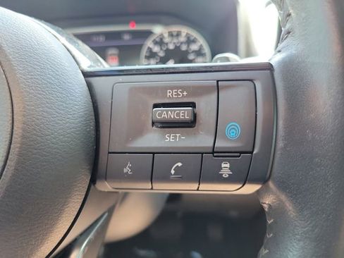 Used 2023 Nissan Rogue SL w/ SL Premium Package FWD image 23