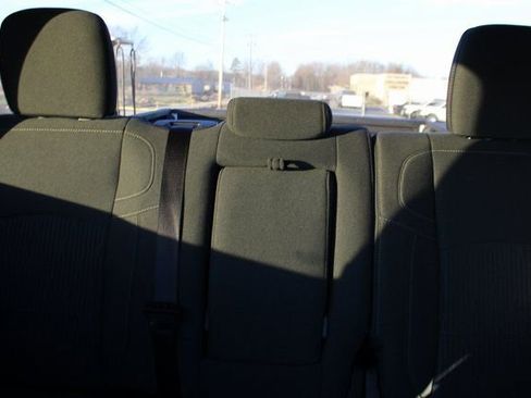 Used 2024 RAM 2500 Big Horn w/ Safety Group image 30