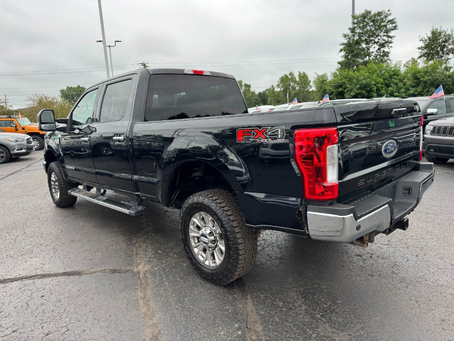 Used 2017 Ford F250 XLT w/ XLT Premium Package AWD/4WD image 3