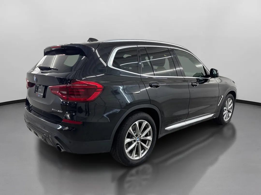 Used 2019 BMW X3 xDrive30i w/ Premium Package AWD/4WD image 10