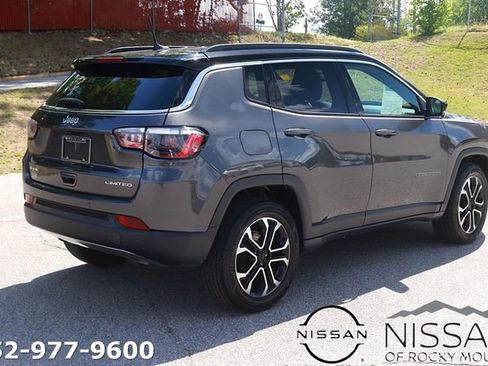 Used 2024 Jeep Compass Limited AWD/4WD image 7