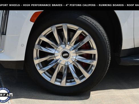 Used 2021 Cadillac Escalade ESV Premium Luxury w/ LPO, Illumination Package image 3