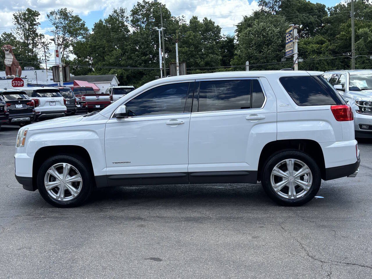 Used 2017 GMC Terrain SLE FWD image 5