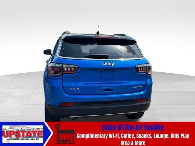 Used 2023 Jeep Compass Limited AWD/4WD image 25