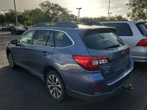 Used 2016 Subaru Outback 2.5i Limited AWD/4WD image 6