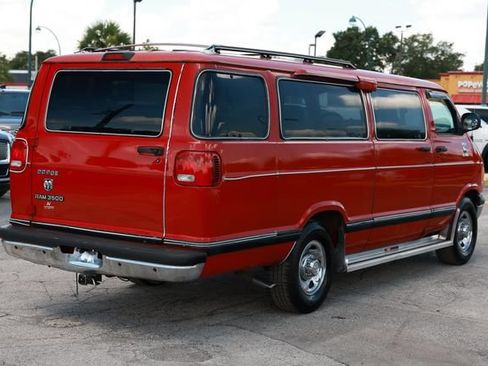 Used 2000 Dodge B3500 RWD image 14
