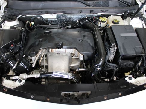 Used 2014 Buick Regal FWD image 30