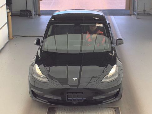 Used 2022 Tesla Model 3 Performance AWD/4WD image 2