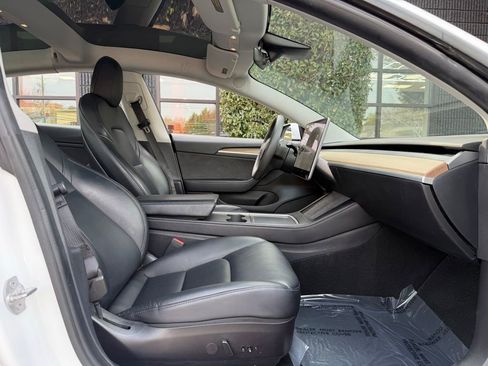 Used 2021 Tesla Model 3 Long Range image 33