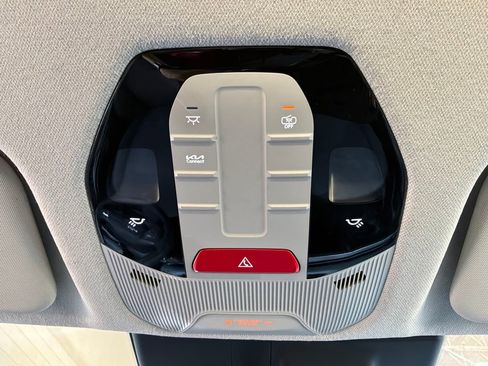 Used 2025 Kia K4 FWD image 16