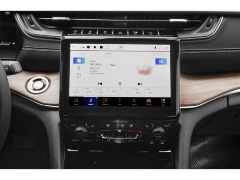 Certified 2023 Jeep Grand Cherokee L Overland w/ Advanced Protech Group III AWD/4WD image 10
