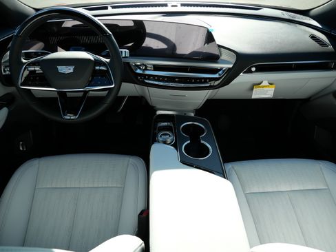 Used 2026 Cadillac Lyriq Premium Sport w/ LPO, Floor Liner Package AWD/4WD image 8