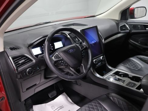 Used 2024 Ford Edge Titanium w/ Equipment Group 301A AWD/4WD image 14