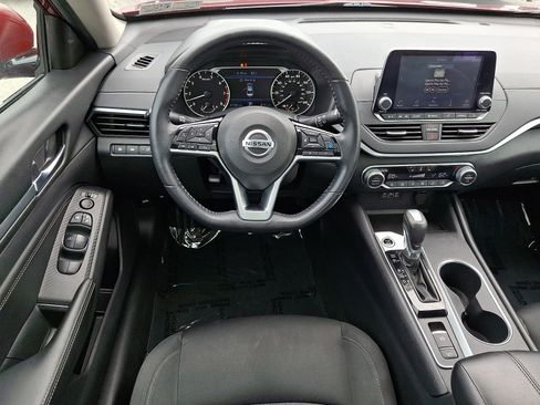 Used 2019 Nissan Altima 2.5 SV AWD/4WD image 11