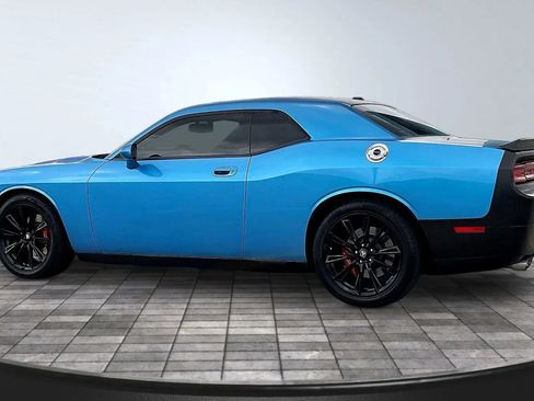 Used 2010 Dodge Challenger SRT8 w/ SRT Option Group II RWD image 4