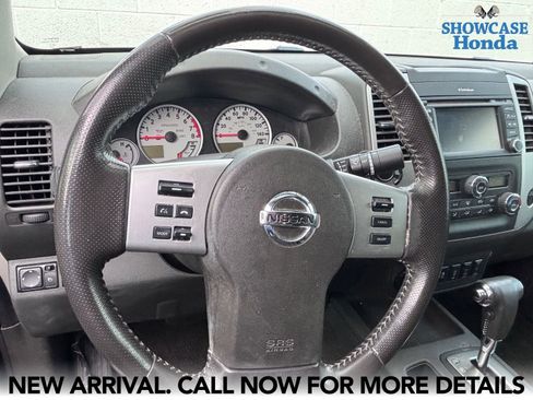 Used 2018 Nissan Frontier PRO-4X AWD/4WD image 9