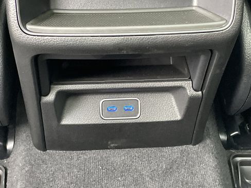 Certified 2024 Mercedes-Benz GLE 53 AMG 4MATIC image 41