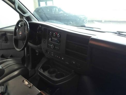 Used 2023 GMC Savana 2500 w/ Driver Convenience Package RWD image 7