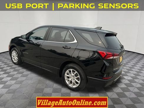 Used 2022 Chevrolet Equinox LT w/ Driver Convenience Package AWD/4WD image 2