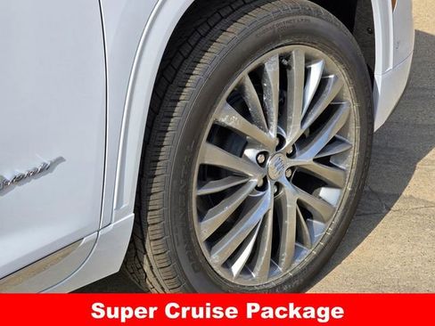 New 2026 Buick Enclave Avenir w/ Super Cruise Package FWD image 9