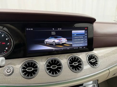 Used 2018 Mercedes-Benz E 400 4MATIC Cabriolet image 23