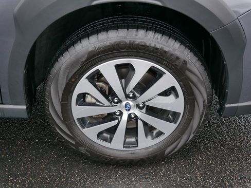 Certified 2025 Subaru Outback Premium AWD/4WD image 14