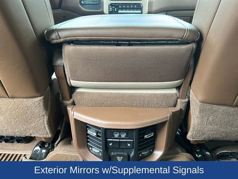 Used 2022 RAM 3500 Laramie image 31