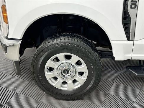 Certified 2024 Ford F250 XLT w/ FX4 Off-Road Package image 26