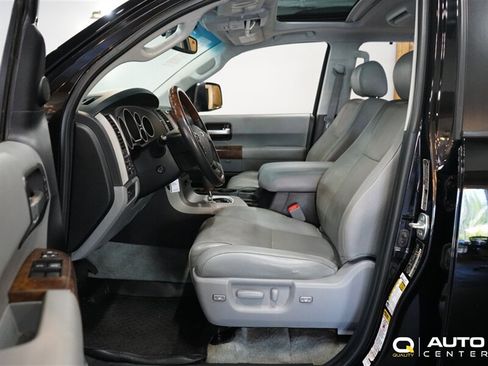 Used 2010 Toyota Sequoia Platinum AWD/4WD image 14