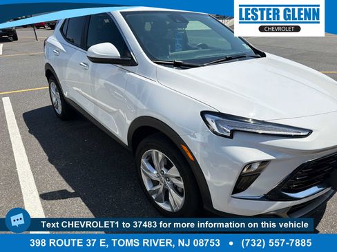 Used 2024 Buick Encore GX Preferred FWD image 1