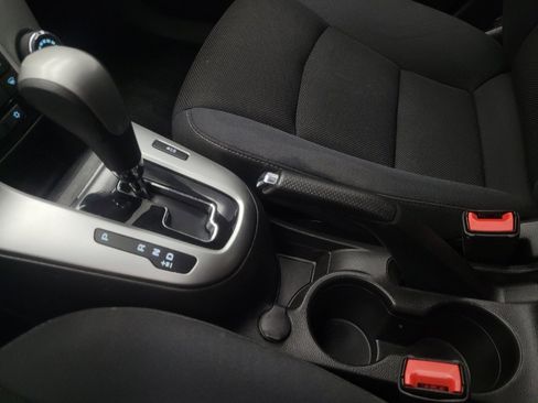 Used 2016 Chevrolet Cruze LT image 26
