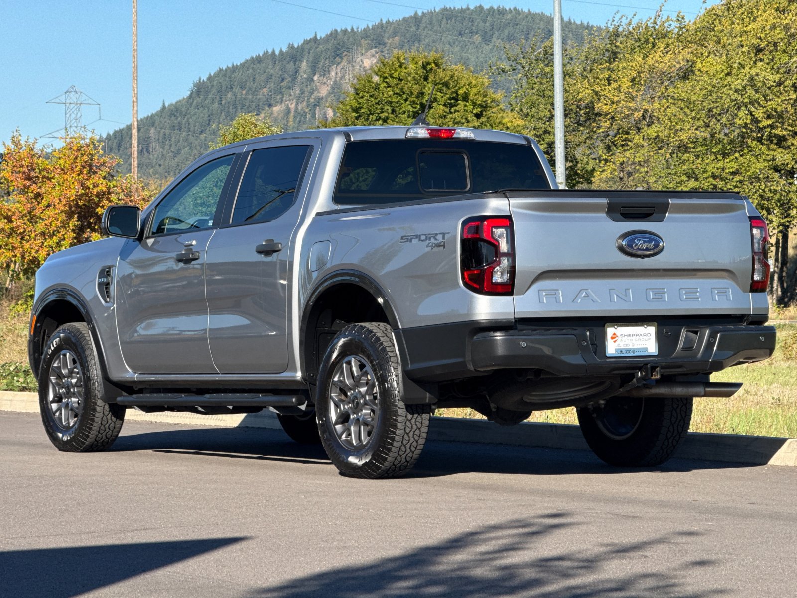Used 2024 Ford Ranger XLT w/ Equipment Group 301A High AWD/4WD image 5