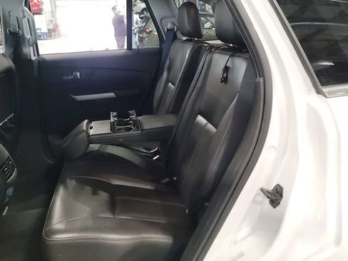 Used 2013 Ford Edge Limited FWD image 6