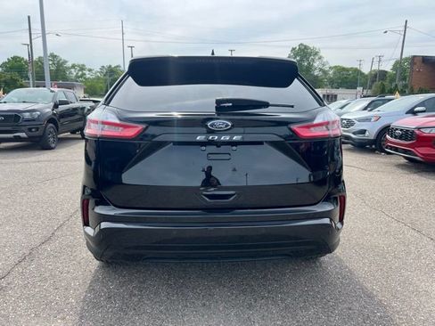 Certified 2024 Ford Edge ST-Line AWD/4WD image 5