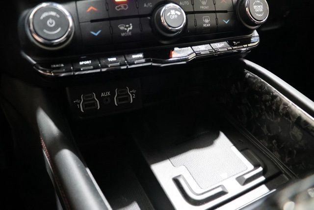 Used 2023 Dodge Durango R/T AWD/4WD image 27