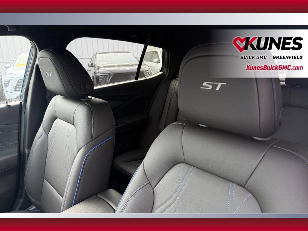 New 2026 Buick Envista Sport Touring w/ Convenience I Package FWD image 42