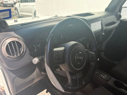 Used 2012 Jeep Wrangler Sport w/ Connectivity Group AWD/4WD image 4