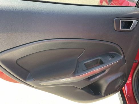 Certified 2018 Ford EcoSport SE FWD image 24