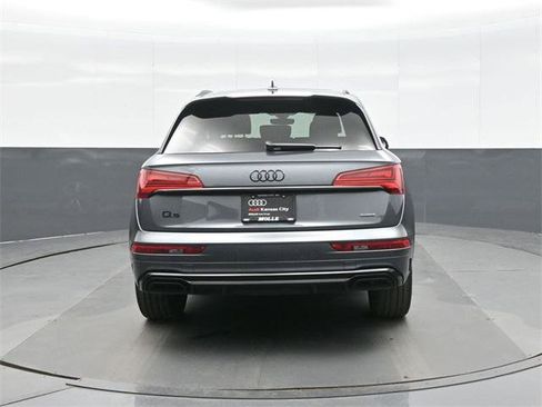 Used 2024 Audi Q5 2.0T Premium Plus w/ Premium Plus Package image 6