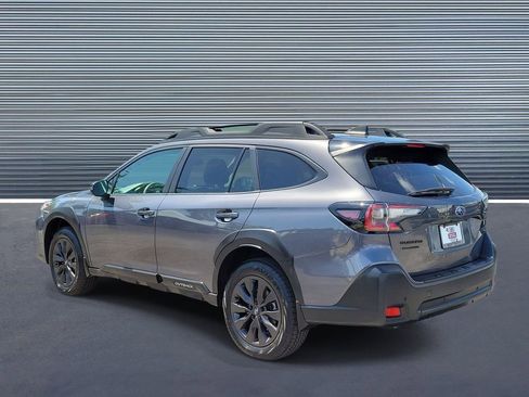 Certified 2025 Subaru Outback Onyx Edition XT w/ Popular Package #2 image 4