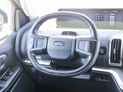 Certified 2025 Ford Expedition Max Platinum AWD/4WD image 18