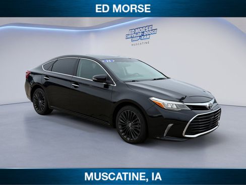 Used 2016 Toyota Avalon Touring FWD image 7