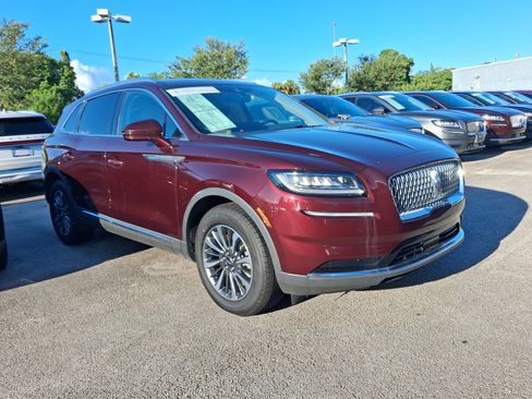 Certified 2022 Lincoln Nautilus FWD w/ Premium Package image 22