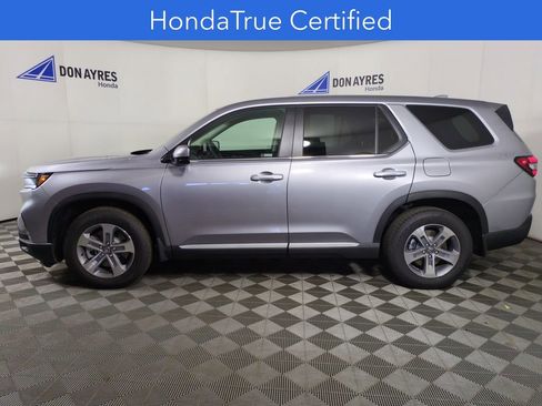 Certified 2025 Honda Pilot EX-L image 2