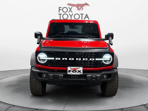 Used 2023 Ford Bronco Wildtrak image 9