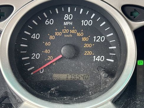 Used 2004 Toyota Highlander 4WD V6 image 21