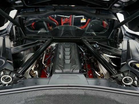 Used 2024 Chevrolet Corvette Stingray image 18