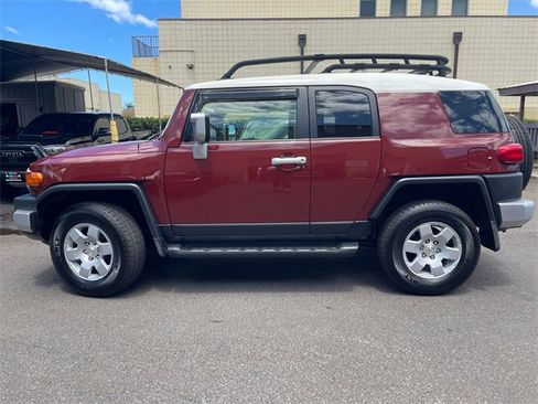 Used 2010 Toyota FJ Cruiser 4WD image 8
